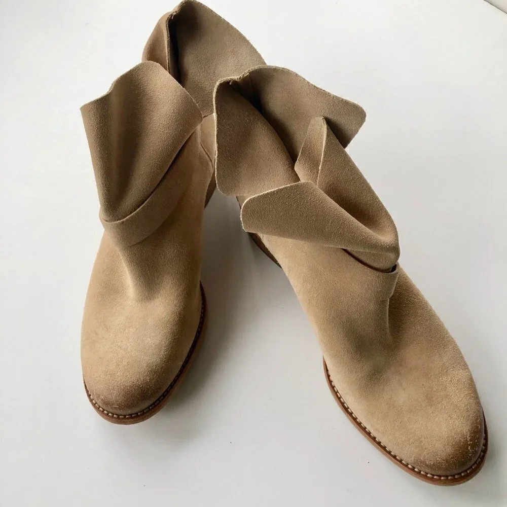 MICHAEL KORS ankle suede leather cut boot gold hardware buckle logo all season 8 - Picture 1 of 15
